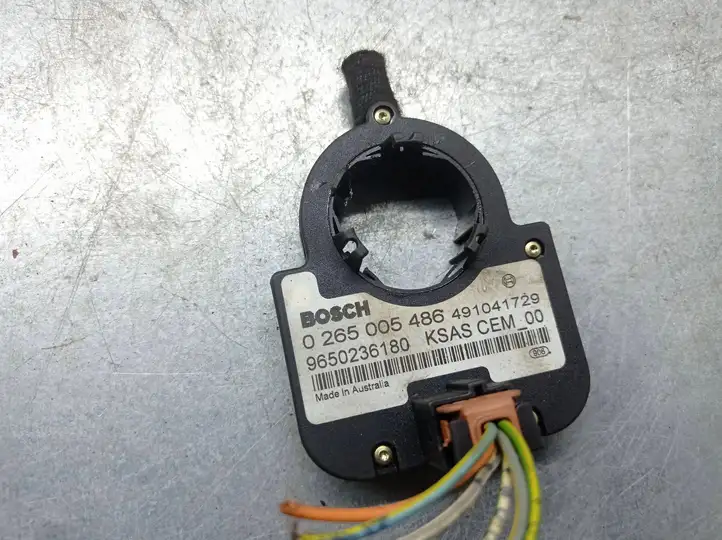Citroen C4 (2004 - 2008) 9650236180 Датчик угла поворота руля — фото 2