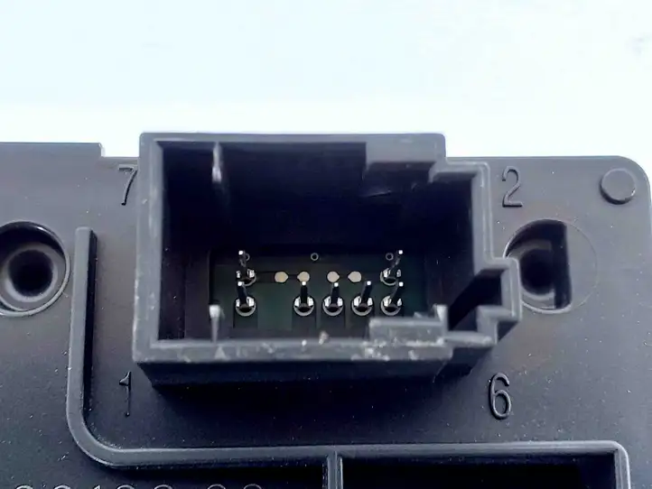 Peugeot 2008 II (2019 - ) 9813403280 Модуль беспроводной зарядки — фото 3