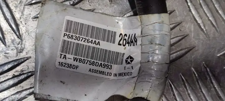 Jeep Grand Cherokee (2010 - 2021) P68307264AA Минусовой провод аккумулятора — фото 2