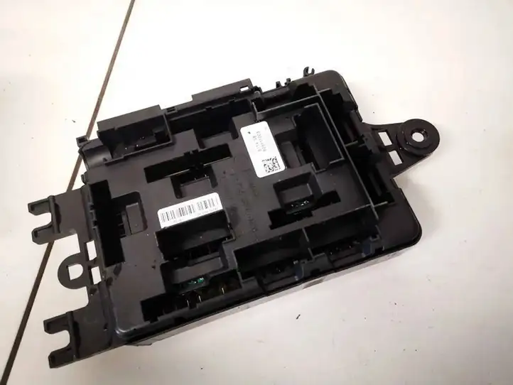 BMW 3 F30 F35 F31 (2012 - 2018)  926111003 Ящик предохранителей (комплект)