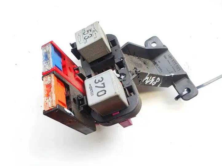 Skoda Superb B5 (3U) (2001 - 2008) 4b1937503 Блок предохранителей (комплект) — фото 1