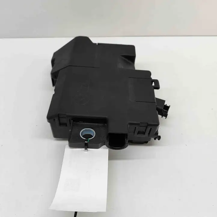Volvo XC40 (2017 - ) 32265589 Клеммный узел плюсовых проводов — фото 4