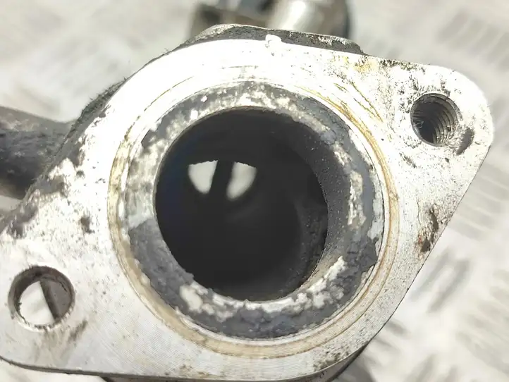 Opel Vivaro (2006 - 2014)   Охладитель EGR