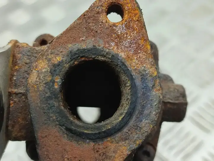 Opel Vivaro (2006 - 2014)   Охладитель EGR