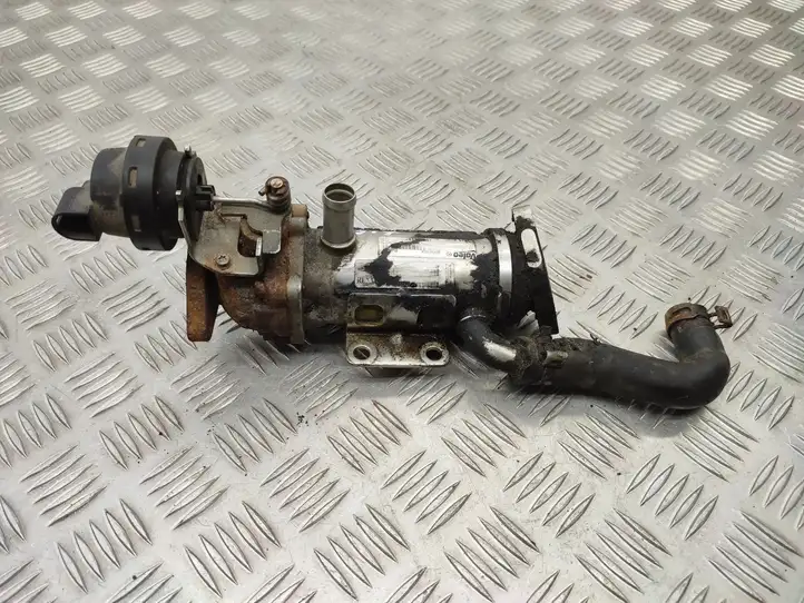 Opel Vivaro (2006 - 2014)   Охладитель EGR