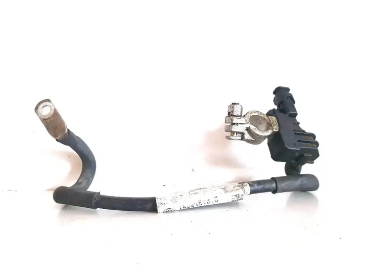 Volkswagen Golf VI (2009 - 2013)   Минусовый провод (аккумулятора)