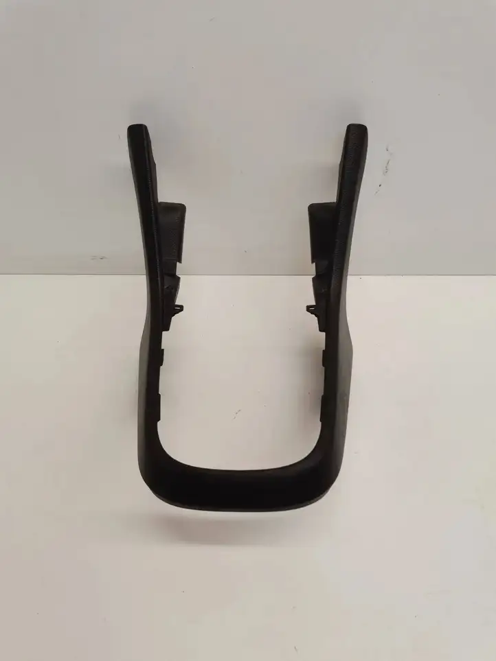 Buick Encore I (2012 - 2019)  42564377 Другая деталь салона