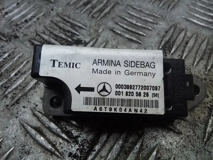 Mercedes-Benz E W210 (1995 - 2002) 0018205626 Датчик удара SRS — фото 1