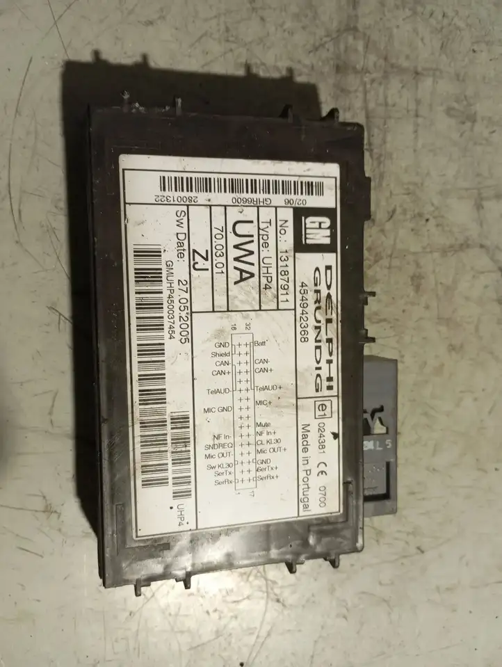Opel Zafira (2003 - 2006)  13187911 Блок управление GSM