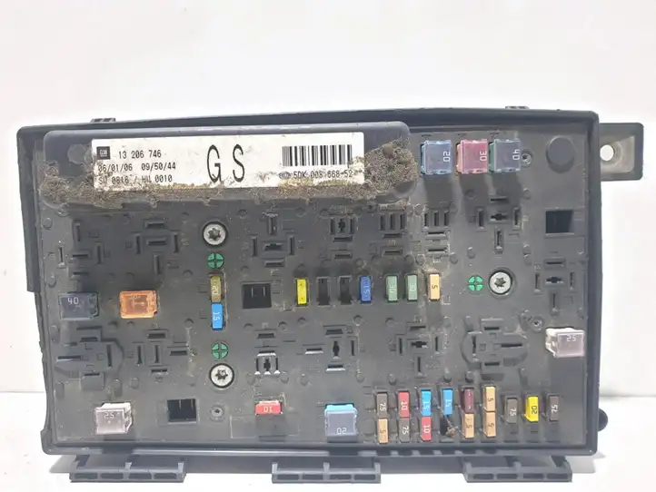Opel Zafira B (2006 - 2008) 5DK00866852 Блок предохранителей — фото 2
