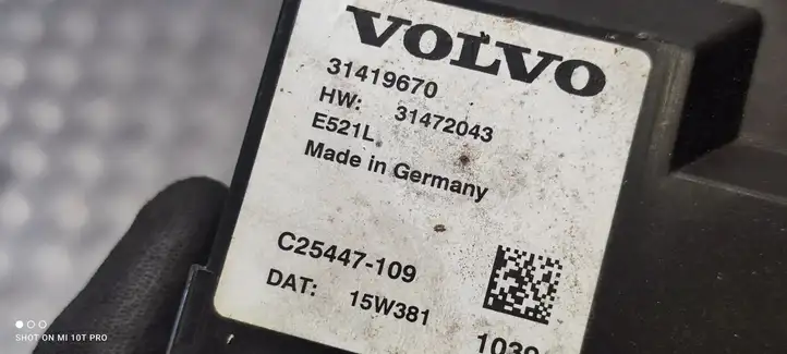Volvo XC90 (2014 - 2019) 31472043 Блок управления крышкой багажника — фото 2