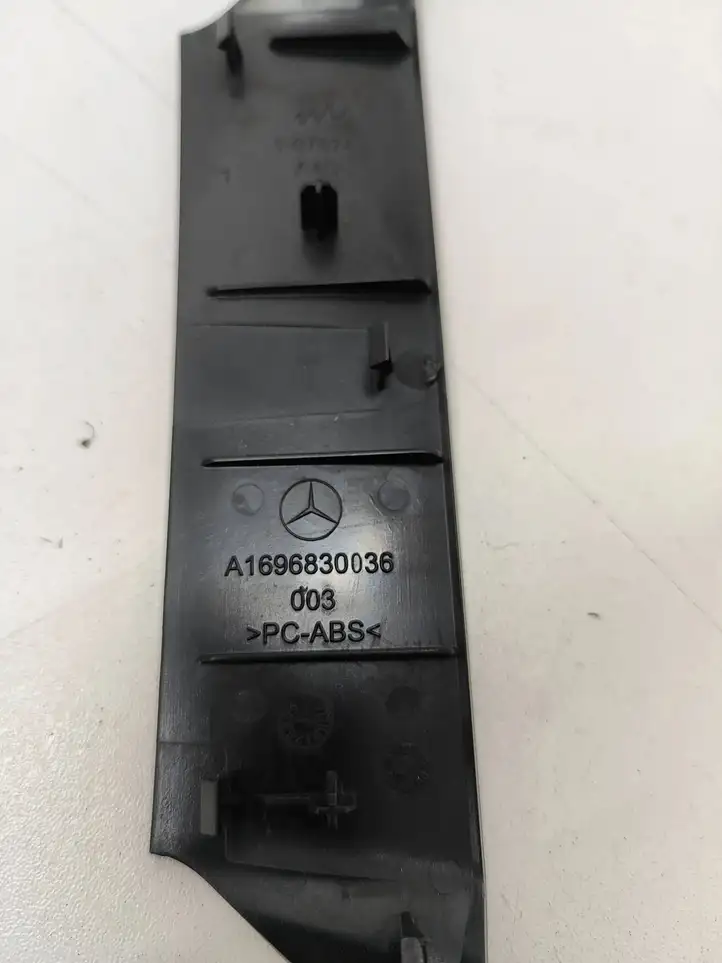 Mercedes-Benz B-class W245 (2008 - 2011) A1696830036 Прочие детали салона — фото 6