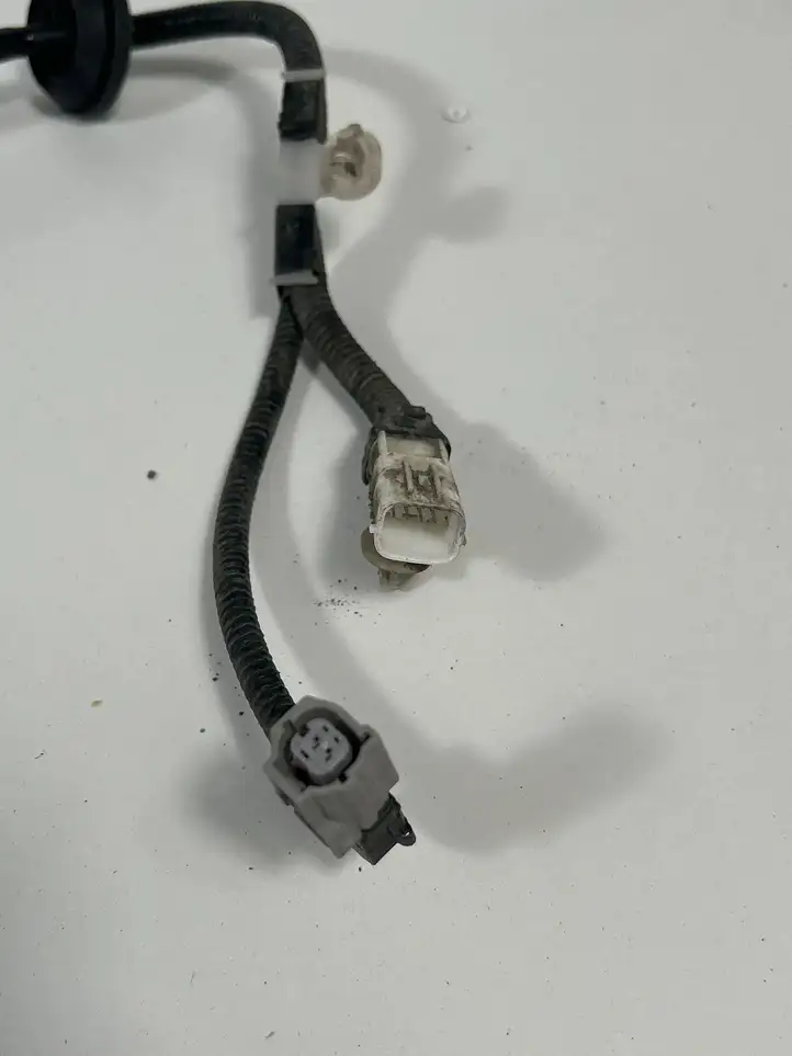 Toyota RAV 4 (XA50) (2018 - ) 82181-42210 Прочая электропроводка — фото 2