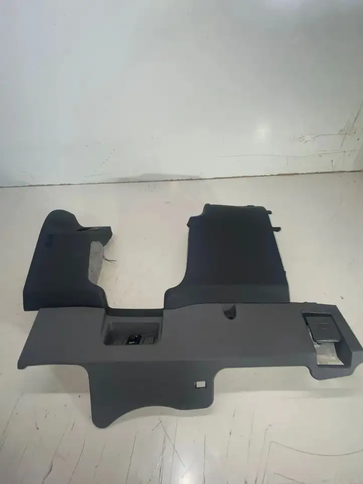 Toyota Prius (XW20) (2003 - 2009) 5504547060 Прочие детали салона — фото 1