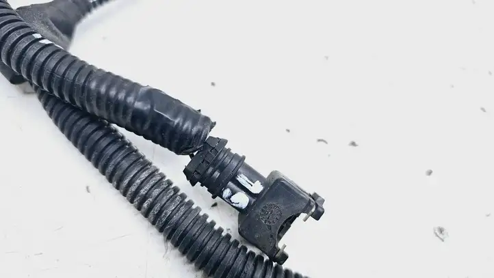 Renault Captur (2013 - 2020) 240153130R Прочая электропроводка — фото 3
