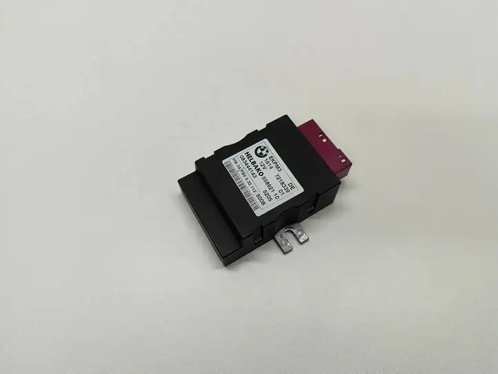 BMW 5 E60 E61 (2004 - 2010)  7218339 Блок управления топливного насоса