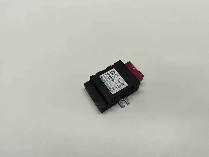 BMW 5 E60 E61 (2004 - 2010)  7218339 Блок управления топливного насоса