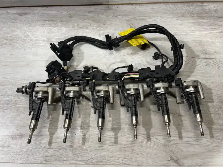 BMW 3 F30 F35 F31 (2012 - 2018) 8618890 Проводка топливных форсунок — фото 1