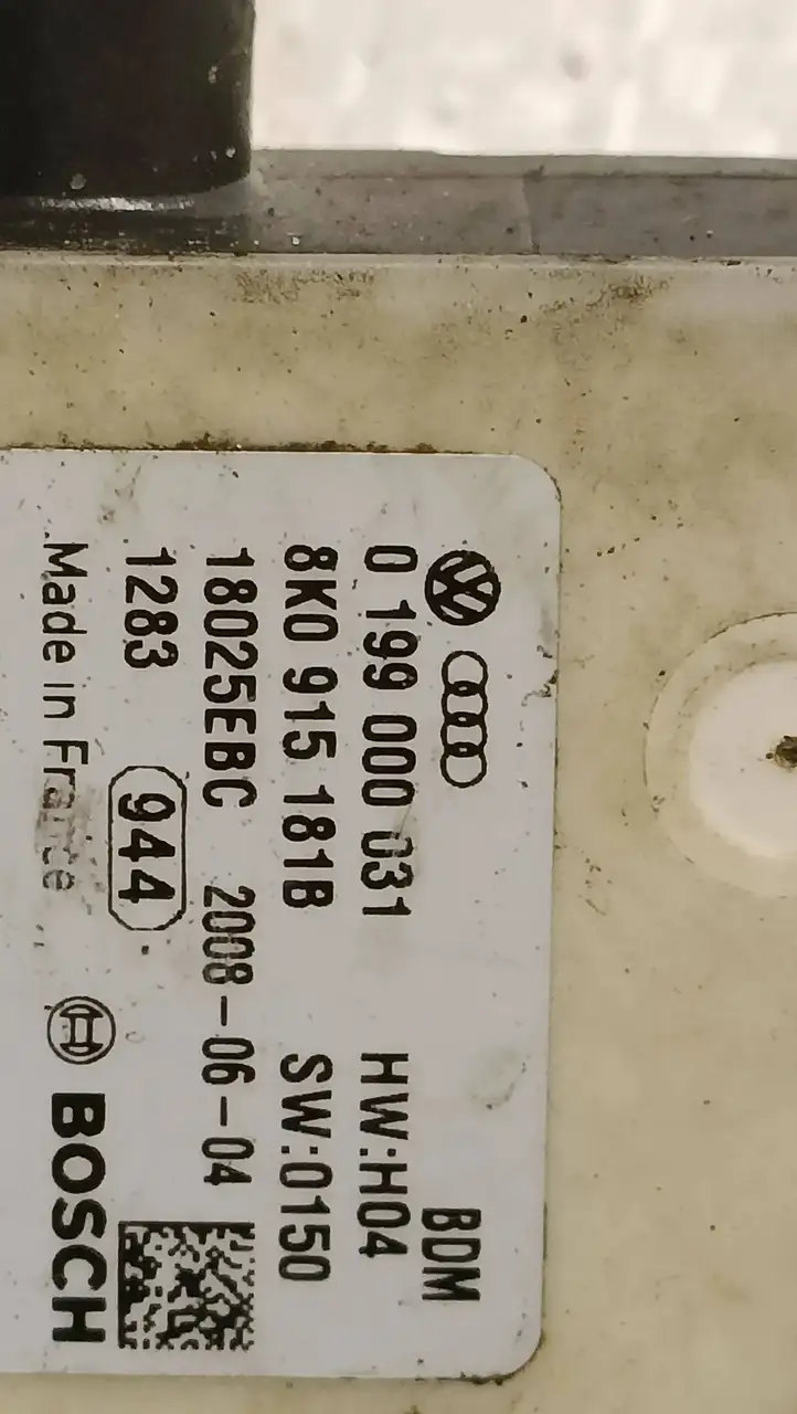 Audi A4 (2007 - 2011)  8K0915181B Минусовый провод (аккумулятора)