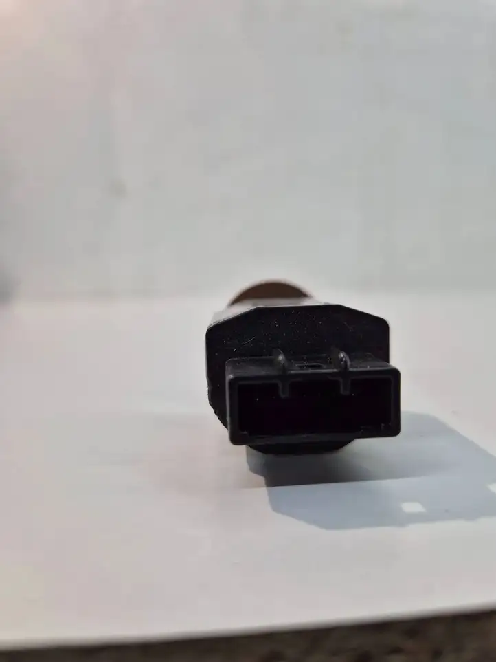 Toyota C-HR I (2016 - 2022) 3141D60001915 Датчик педали тормоза — фото 4