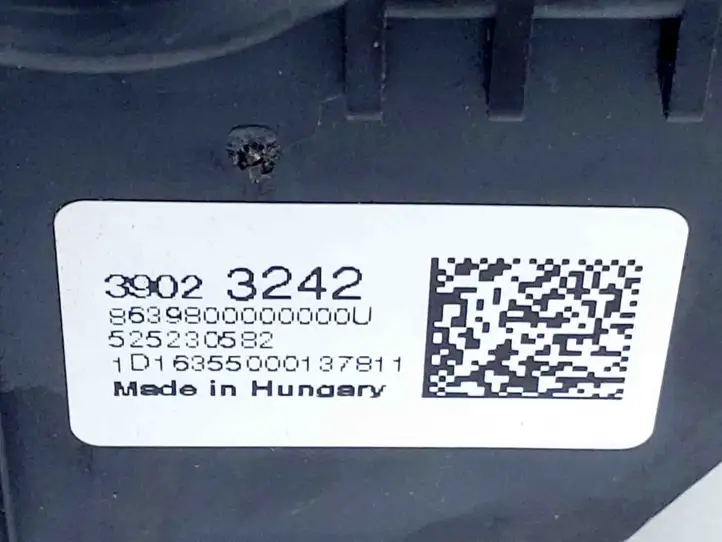 Opel Astra K (2015 - 2020) 39023242 Плюсовой провод аккумулятора — фото 6