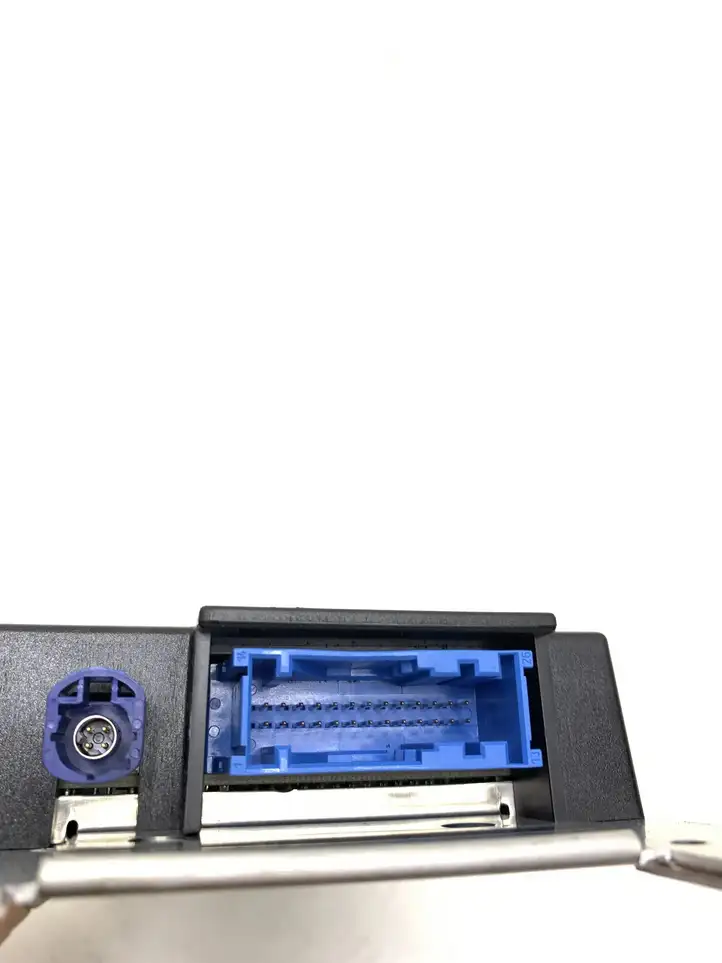 BMW 7 F01 F02 F03 F04 (2008 - 2016)  9306222 Модуль «Bluetooth»