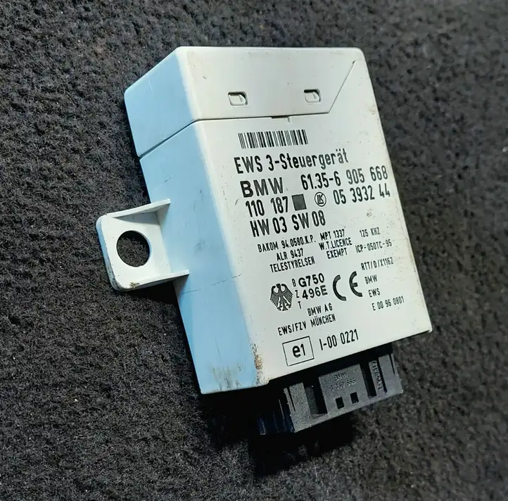 BMW 5 E39 (1996 - 2003) 61356905668 Блок иммобилайзера — фото 1