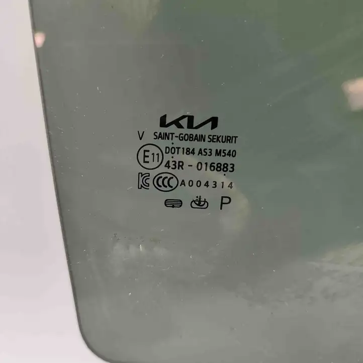 Kia EV6 (2021 - ) 83420CV020 Стекло задней двери — фото 6