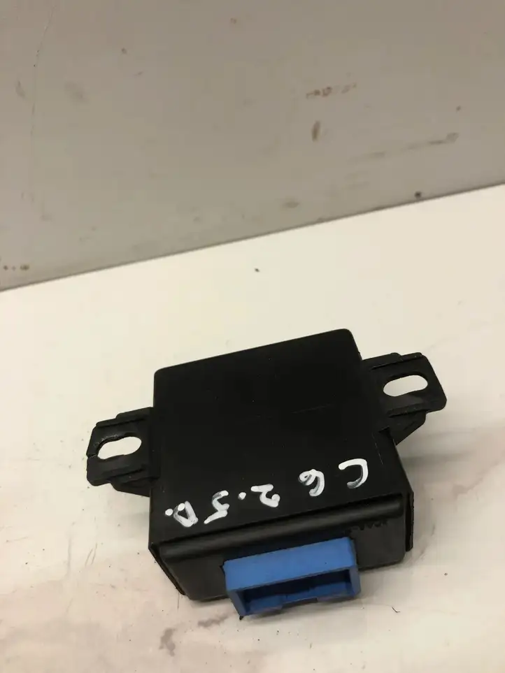 Audi A6 allroad (2000 - 2006)  4Z7907357 Модуль фонарей