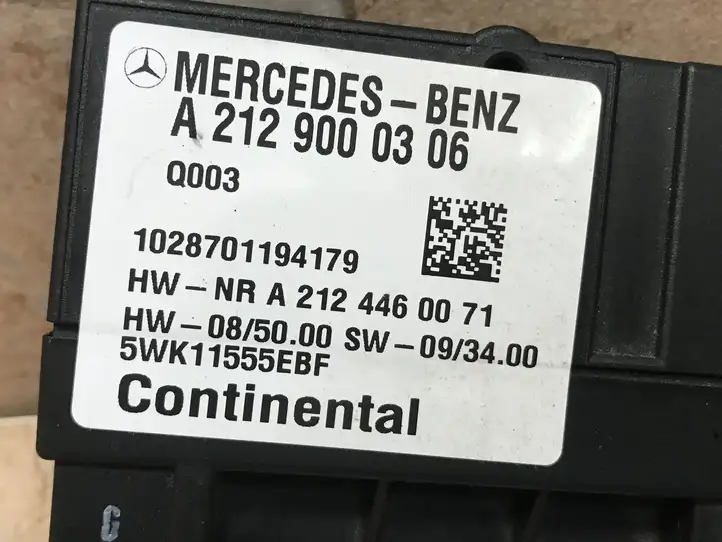 Mercedes-Benz E W212 (2009 - 2016) A2129000306 Блок управления топливным насосом — фото 4