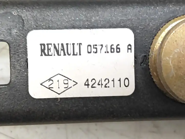 Renault Espace IV (2002 - 2006) 057166A Регулятор ремня безопасности — фото 5