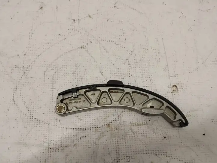 Mercedes-Benz C AMG W205 (2014 - )  A1770509100 Другая деталь отсека двигателя