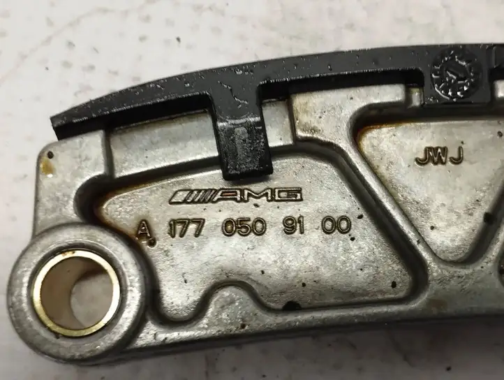 Mercedes-Benz C AMG W205 (2014 - )  A1770509100 Другая деталь отсека двигателя
