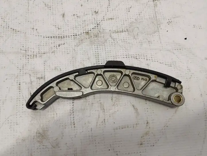 Mercedes-Benz C AMG W205 (2014 - )  A1770509100 Другая деталь отсека двигателя