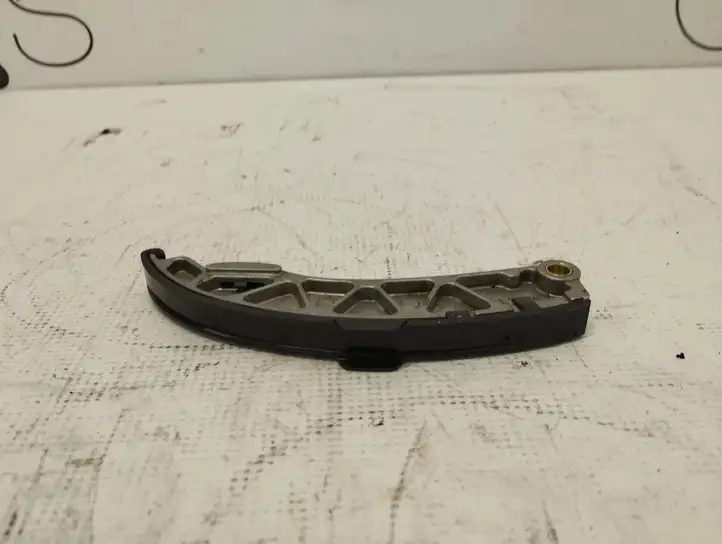 Mercedes-Benz C AMG W205 (2014 - )  A1770509100 Другая деталь отсека двигателя