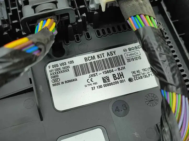 Ford Focus (2019 - )  JX6T15604BJH Ящик предохранителей (комплект)