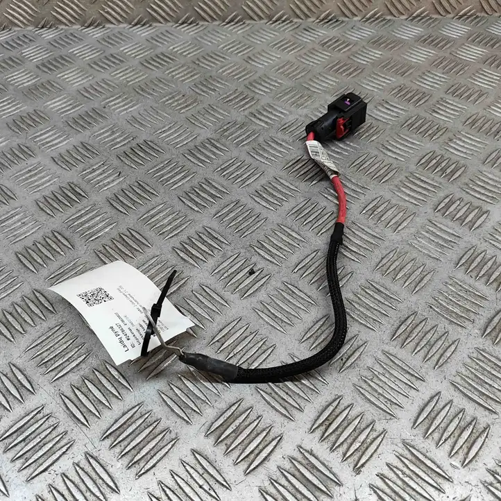 BMW 2 F44 (2019 - ) 8589050 Плюсовой провод аккумулятора — фото 3