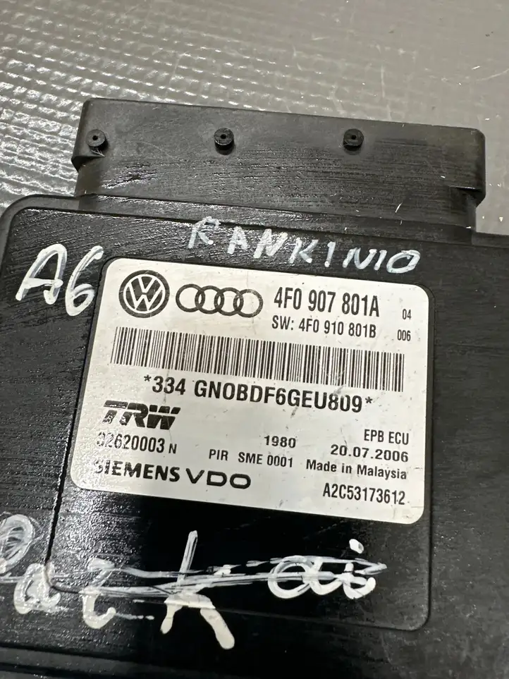 Audi A6 S6 C6 4F (2008 - 2011) 4F0907801A Блок управления тормозной системой — фото 3