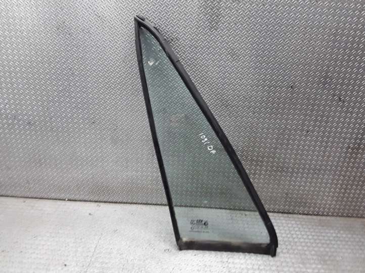 Hyundai Galloper Mažasis A priekinių durų stiklas (keturdurio)