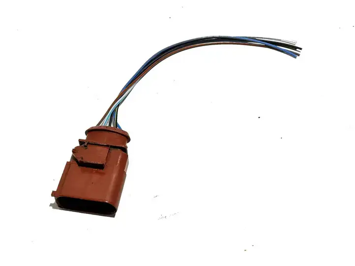 Skoda Superb B8 (3V) (2015 - 2023)  4H0973805A Другой проводник