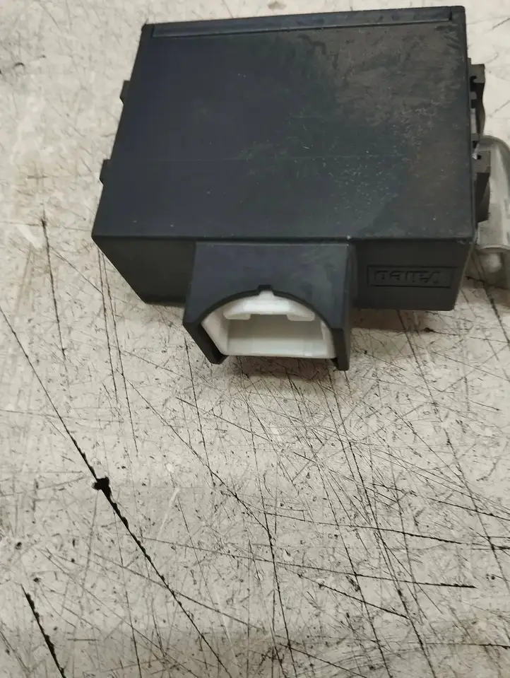 Toyota Avensis T250 (2006 - 2009)  8978005040 Блок управления иммобилайзера