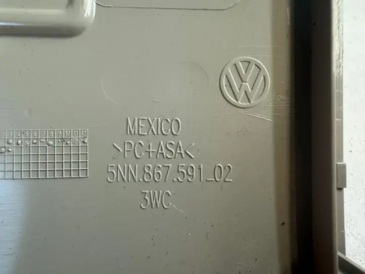 Volkswagen Tiguan (2016 - 2020) 5NN867591 Прочие детали салона — фото 2