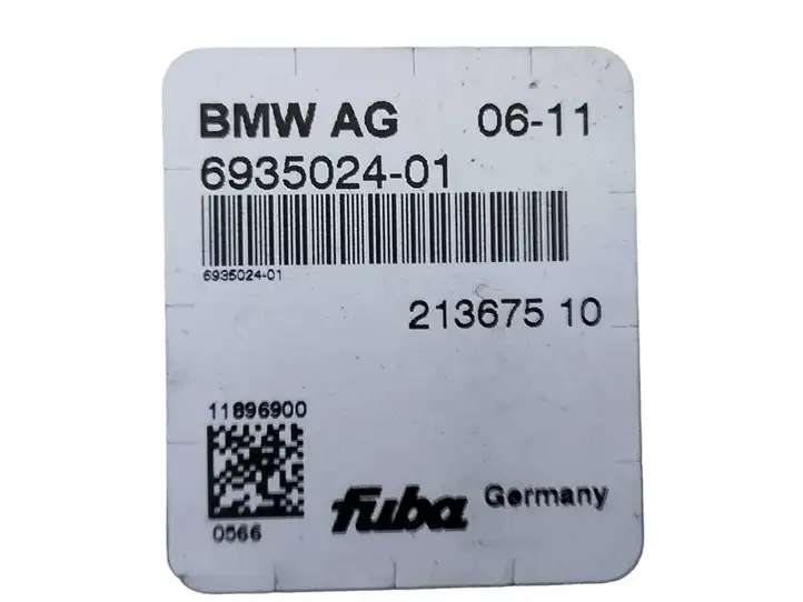 BMW X3 F25 (2010 - 2017) 6935024 Усилитель антенны — фото 3