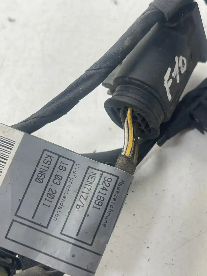 BMW 5 F10 F11 (2009 - 2016)  9241691 Проводка датчиков парковки