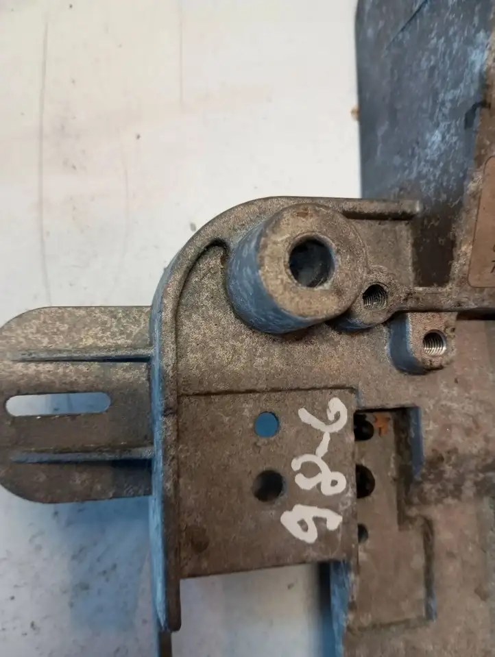 Volvo S80 (2009 - 2013)  31293426 Другая деталь отсека двигателя