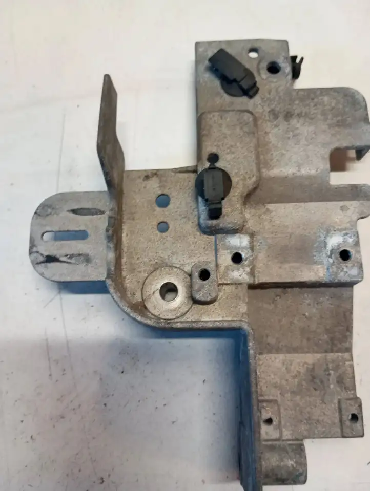 Volvo S80 (2009 - 2013)  31293426 Другая деталь отсека двигателя