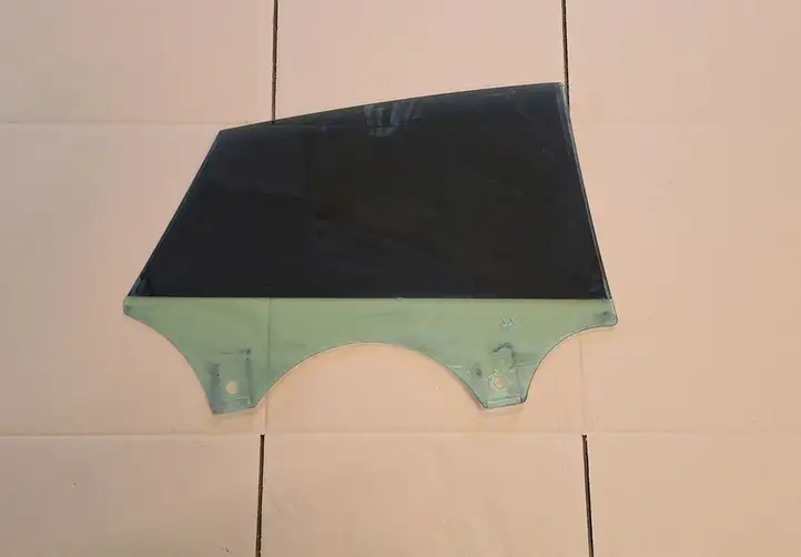 Audi A7 S7 4G (2010 - 2014) E643R00082 Стекло задней двери — фото 2