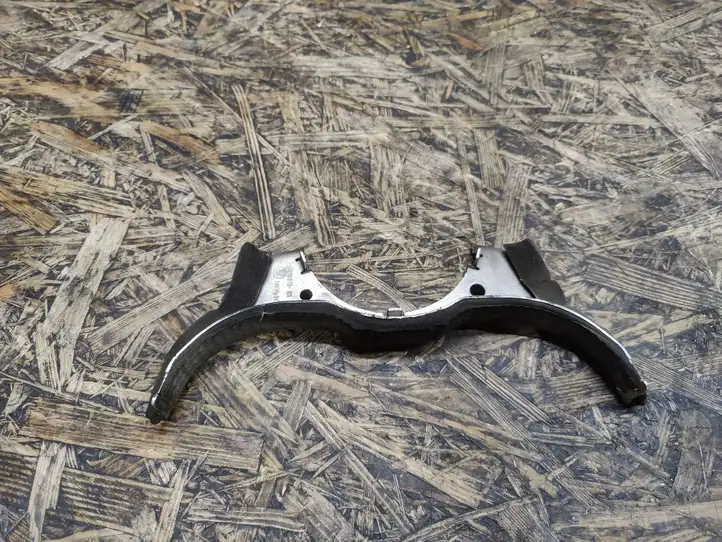 BMW 7 F01 F02 F03 F04 (2008 - 2016)  721961601 Другая деталь отсека двигателя