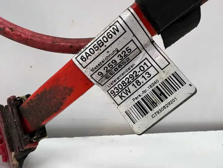 BMW 3 F30 F35 F31 (2012 - 2018) 9259325 Плюсовой провод аккумулятора — фото 4