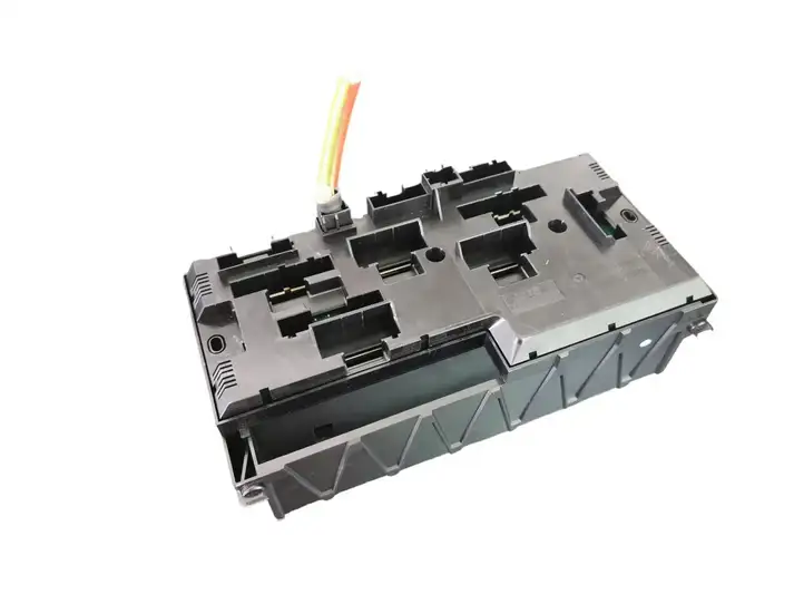 BMW X3 F25 (2010 - 2017)  9315150 Блок предохранителей